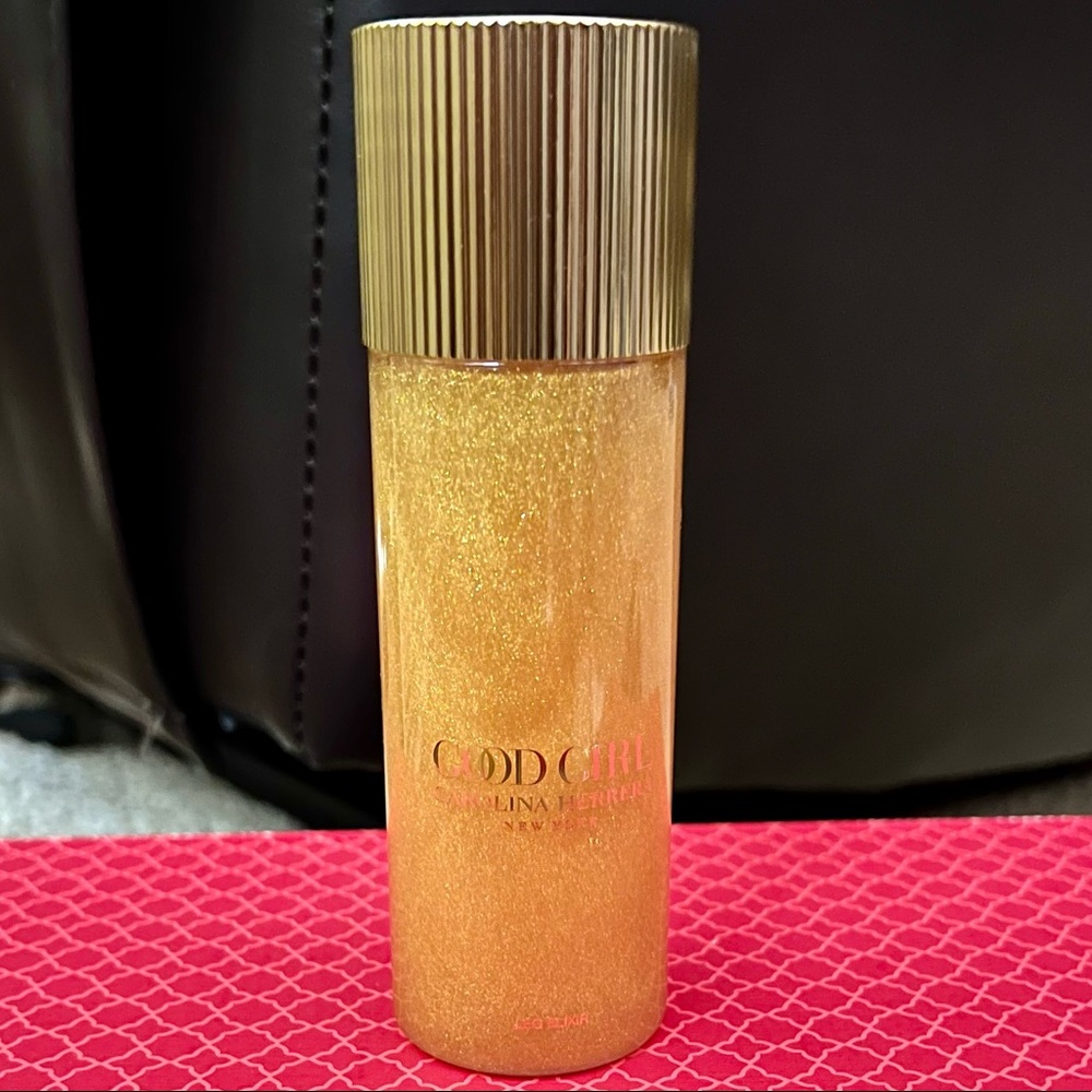 Carolina Herrera Good Girl Shimmering Leg Elixir Body Oil (3.4 oz)
